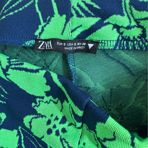 Zara flared navy & green jacquard high-waisted leggings / pants S Worn once. - Picture 4 of 7